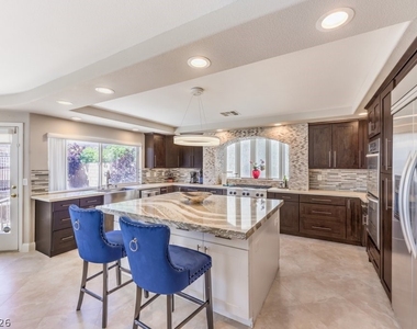 4453 Melrose Abbey Place - Photo Thumbnail 14