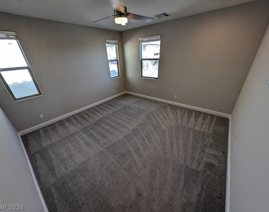 11657 Bearpaw Meadow Avenue - Photo Thumbnail 12