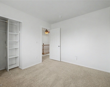 10547 Lilac Tree Avenue - Photo Thumbnail 19