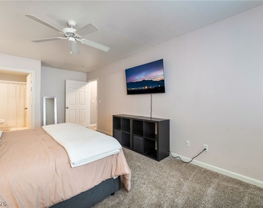 1626 Hennepin Drive - Photo Thumbnail 22