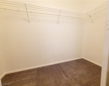 5855 Valley Drive - Photo Thumbnail 6