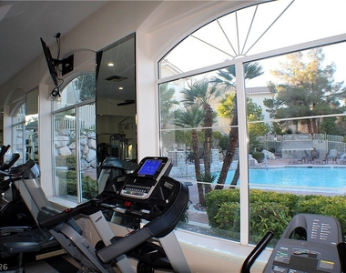 1531 Ruby Cliffs Lane - Photo Thumbnail 28