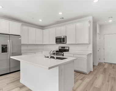 1031 Presley Ridge Street - Photo Thumbnail 9