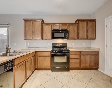 8964 Salvatore Street - Photo Thumbnail 14