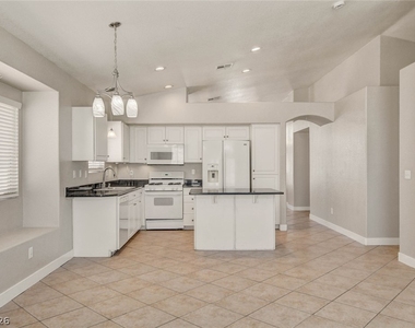 980 Sand Coral Drive - Photo Thumbnail 16