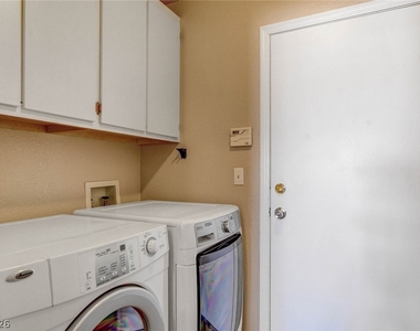 980 Sand Coral Drive - Photo Thumbnail 38