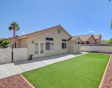 980 Sand Coral Drive - Photo Thumbnail 40