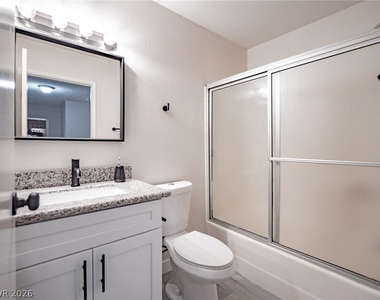 817 Mantis Way - Photo Thumbnail 19