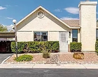 601 Jonathan Glen Way - Photo Thumbnail 1