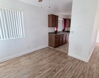 1860 N Decatur Boulevard - Photo Thumbnail 4
