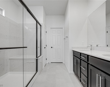 11624 Ashy Storm Avenue - Photo Thumbnail 6