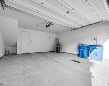 11624 Ashy Storm Avenue - Photo Thumbnail 16