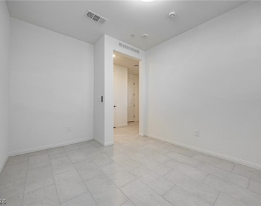 11624 Ashy Storm Avenue - Photo Thumbnail 1
