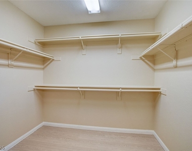 8541 Last Point Ave - Photo Thumbnail 14