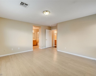 8541 Last Point Ave - Photo Thumbnail 12