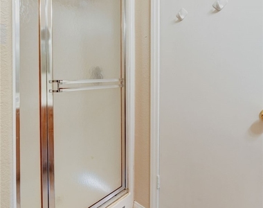 8541 Last Point Ave - Photo Thumbnail 11