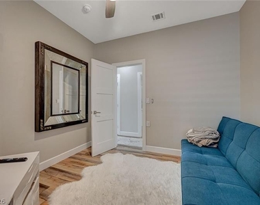 10509 India Hawthorn Avenue - Photo Thumbnail 27