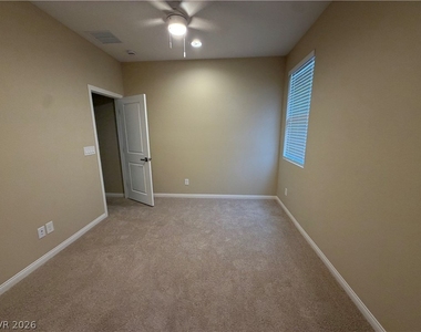 1741 N Desert Foothills Drive - Photo Thumbnail 24