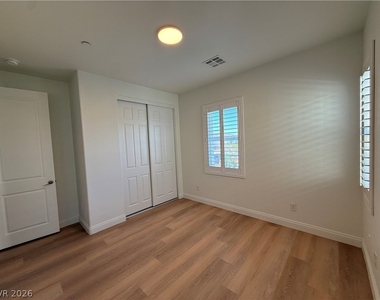 3217 Porta Cesareo Avenue - Photo Thumbnail 15