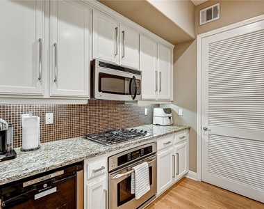 56 E Serene Avenue - Photo Thumbnail 13