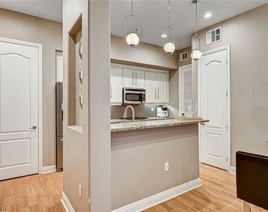 56 E Serene Avenue - Photo Thumbnail 11