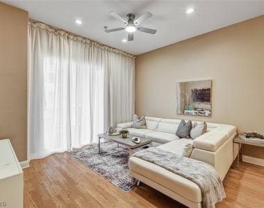 56 E Serene Avenue - Photo Thumbnail 2