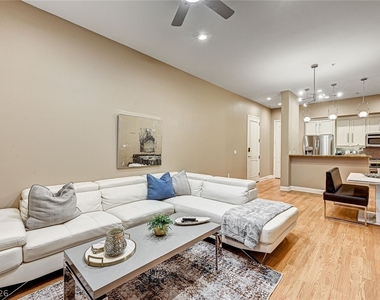 56 E Serene Avenue - Photo Thumbnail 7