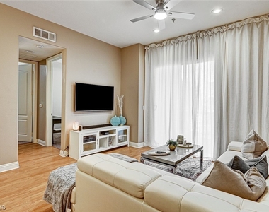 56 E Serene Avenue - Photo Thumbnail 1