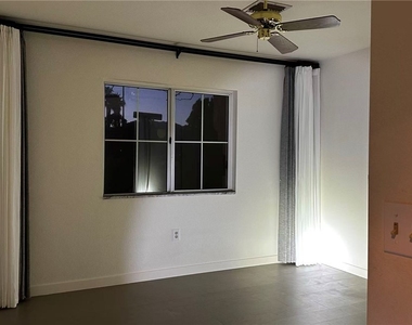 2716 Legend Drive - Photo Thumbnail 12