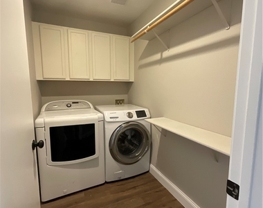 8720 Majestic Pine Avenue - Photo Thumbnail 12