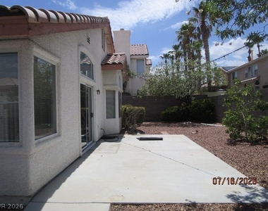 2345 Queen Bee Court - Photo Thumbnail 2