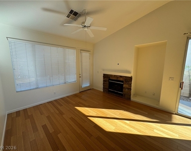 1745 Park Mesa Lane - Photo Thumbnail 2