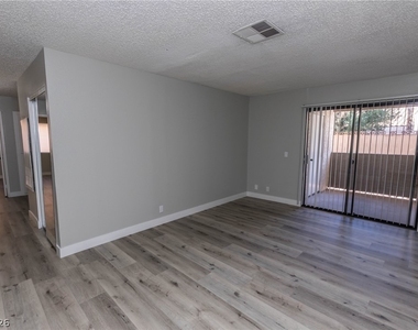 3151 Soaring Gulls Drive - Photo Thumbnail 4