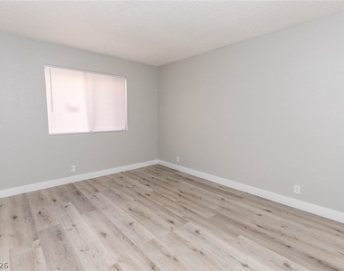 3151 Soaring Gulls Drive - Photo Thumbnail 14
