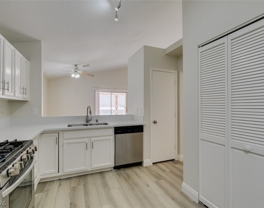 8664 Buttercreek Way - Photo Thumbnail 26
