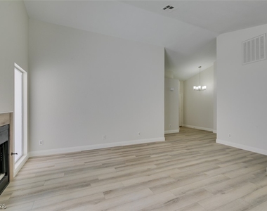 8664 Buttercreek Way - Photo Thumbnail 8