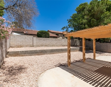 8664 Buttercreek Way - Photo Thumbnail 35
