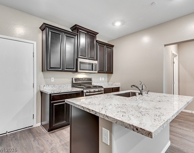 6238 Mavora Lakes - Photo Thumbnail 8