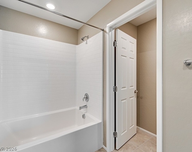 6238 Mavora Lakes - Photo Thumbnail 23