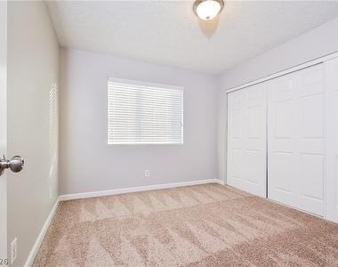 6608 Chardonay Way - Photo Thumbnail 7