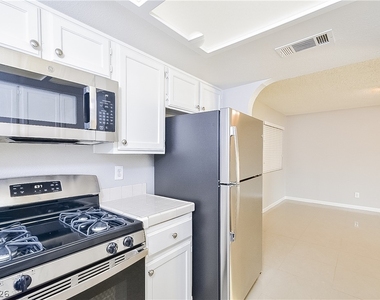 6608 Chardonay Way - Photo Thumbnail 1