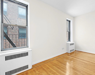 113 East 31st Street - Photo Thumbnail 3