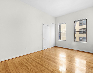 113 East 31st Street - Photo Thumbnail 1
