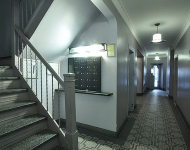 113 East 31st Street - Photo Thumbnail 7