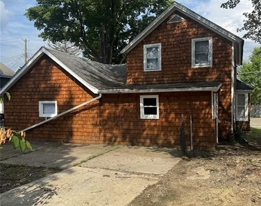 43 Clarke Street - Photo Thumbnail 4
