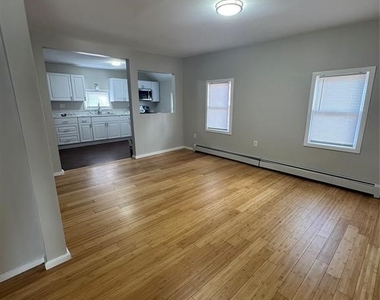 43 Clarke Street - Photo Thumbnail 5