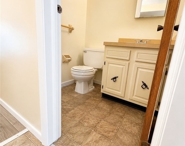 1 Robin Road - Photo Thumbnail 7