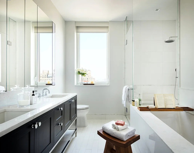 205 East 91st Street - Photo Thumbnail 4