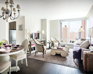 205 East 91st Street - Photo Thumbnail 1