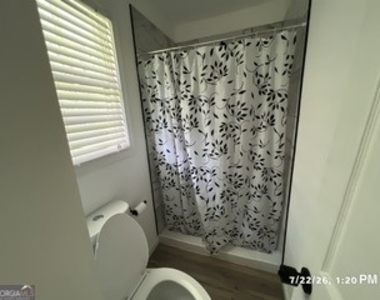 207 Buena Vista Street - Photo Thumbnail 27
